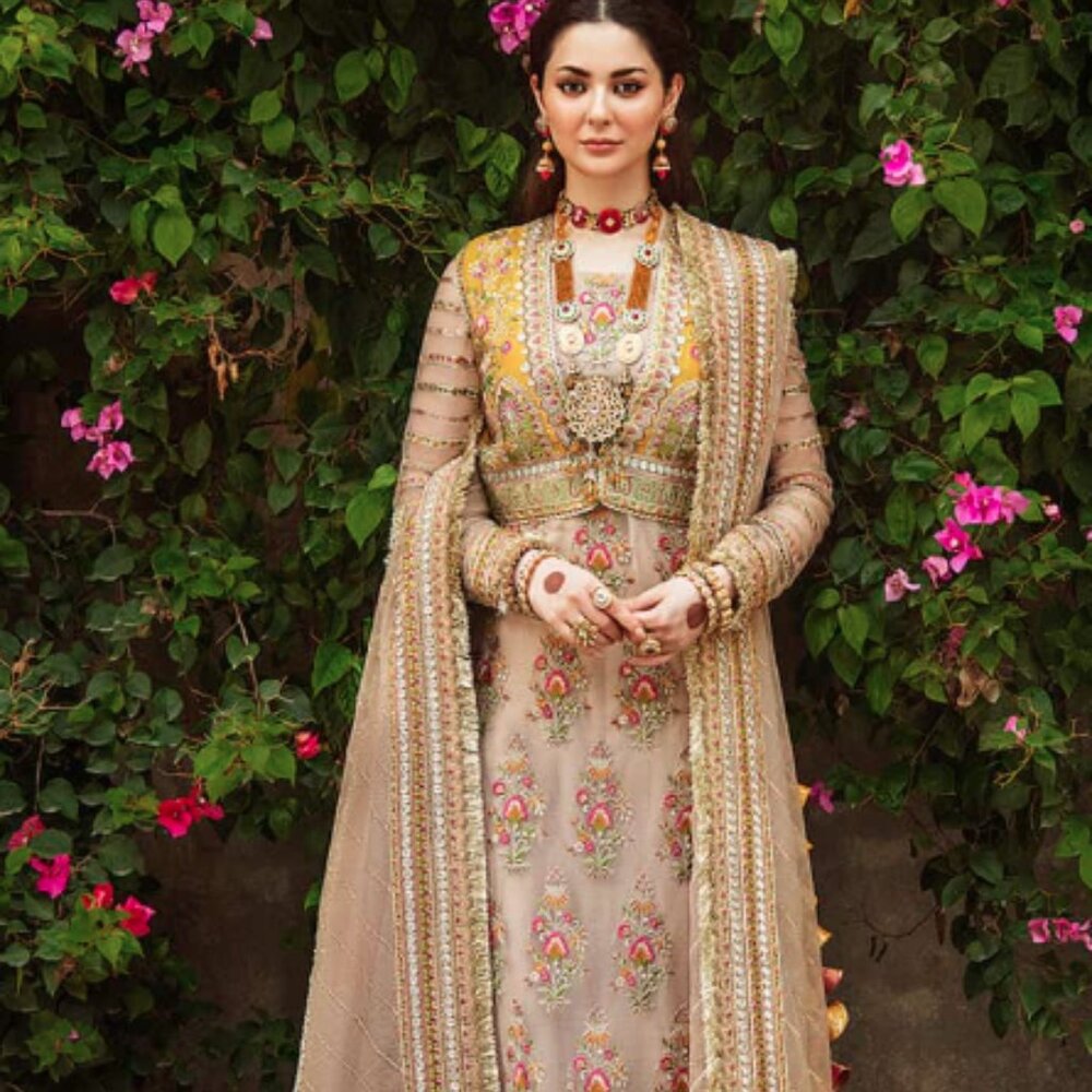 Afrozeh “Chambeli” – Brand New Stitched Suit (Size Medium)